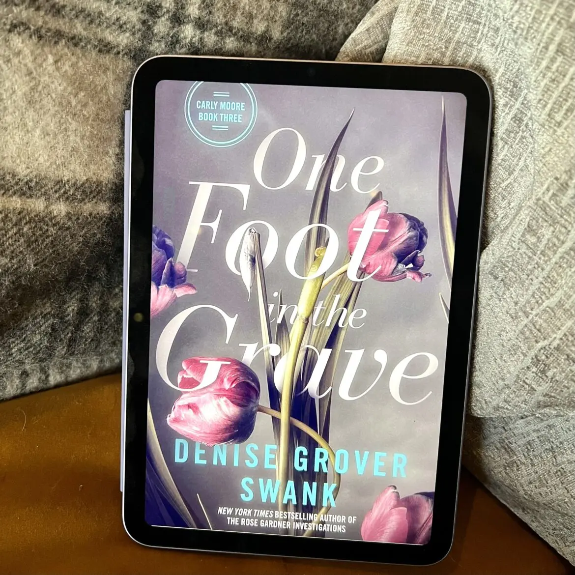 One Foot in the Grave by Denise grover Swank Book Review