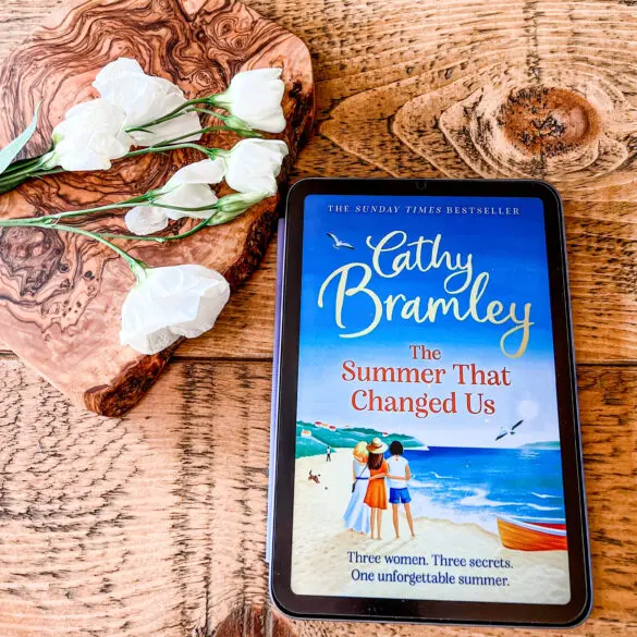 The Summer That Changed Us by Cathy Bramley Book Review